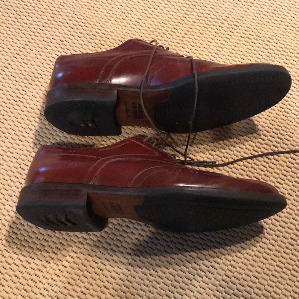 Shoes - Picture 2 of 4